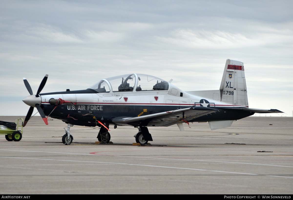 Aircraft Photo of 05-3798 / AF05-798 | Raytheon T-6A Texan II | USA - Air Force | AirHistory.net #693538