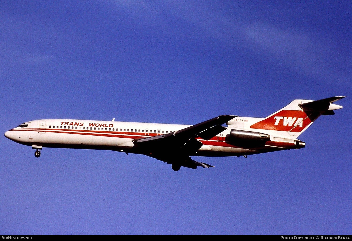 Aircraft Photo of N54329 | Boeing 727-231 | Trans World Airlines - TWA | AirHistory.net #693547