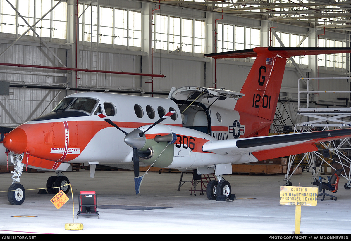 Aircraft Photo of 161201 | Beech TC-12B Super King Air (A200C) | USA - Navy | AirHistory.net #693588