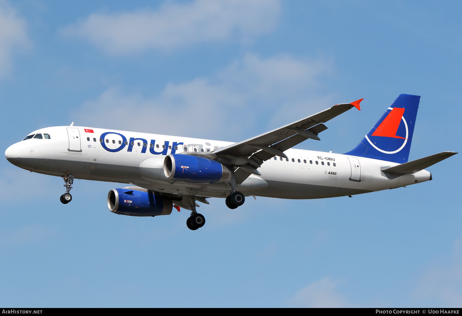 Aircraft Photo of TC-OBU | Airbus A320-232 | Onur Air | AirHistory.net #693667