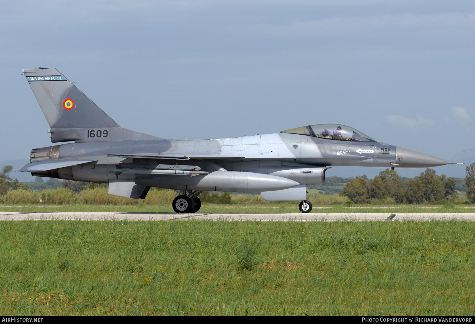 Aircraft Photo of 1609 | General Dynamics F-16AM Fighting Falcon | Romania - Air Force | AirHistory.net #693718