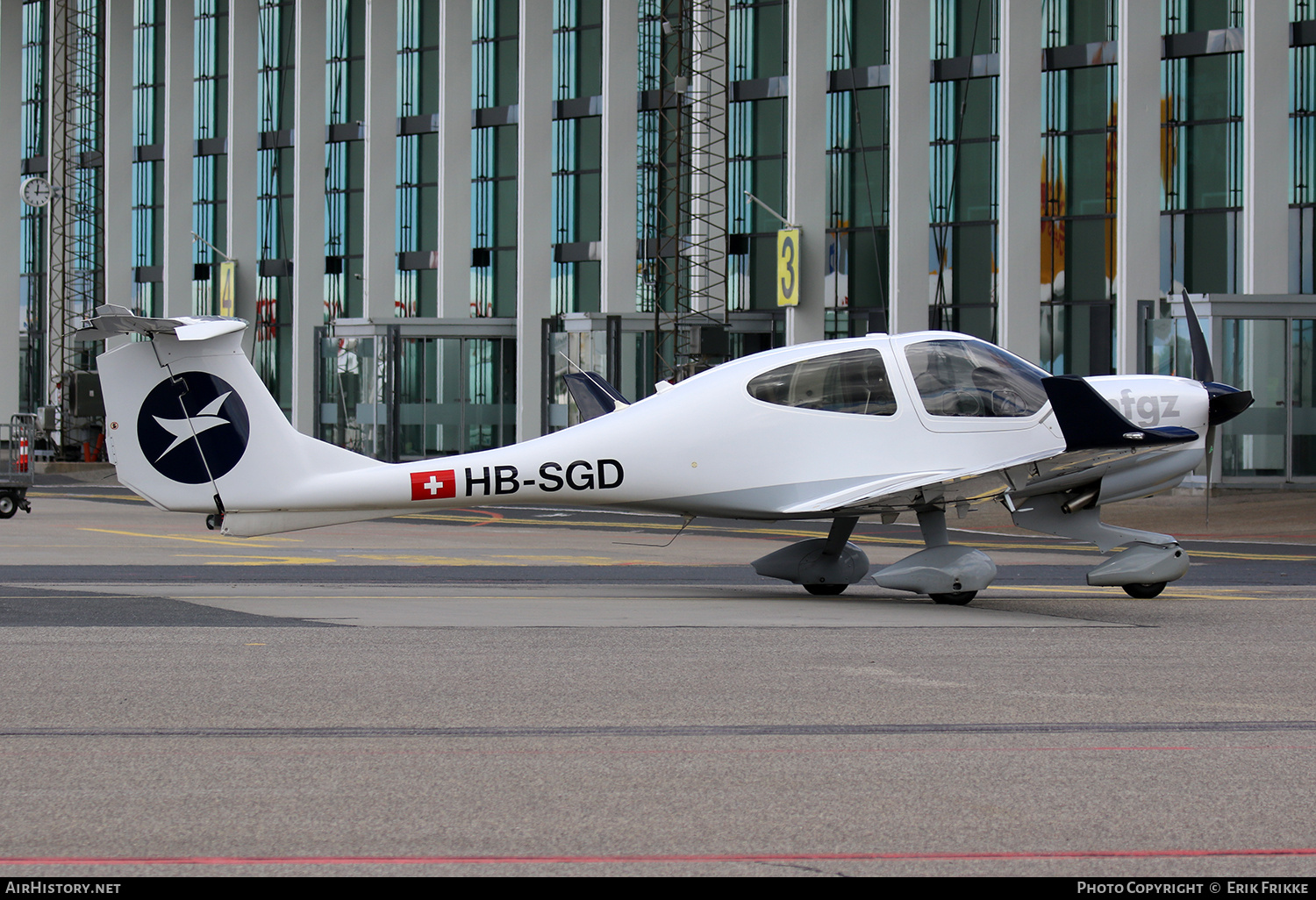 Aircraft Photo of HB-SGD | Diamond DA40 NG Diamond Star | MFGZ - Motorfluggruppe Zürich | AirHistory.net #693727