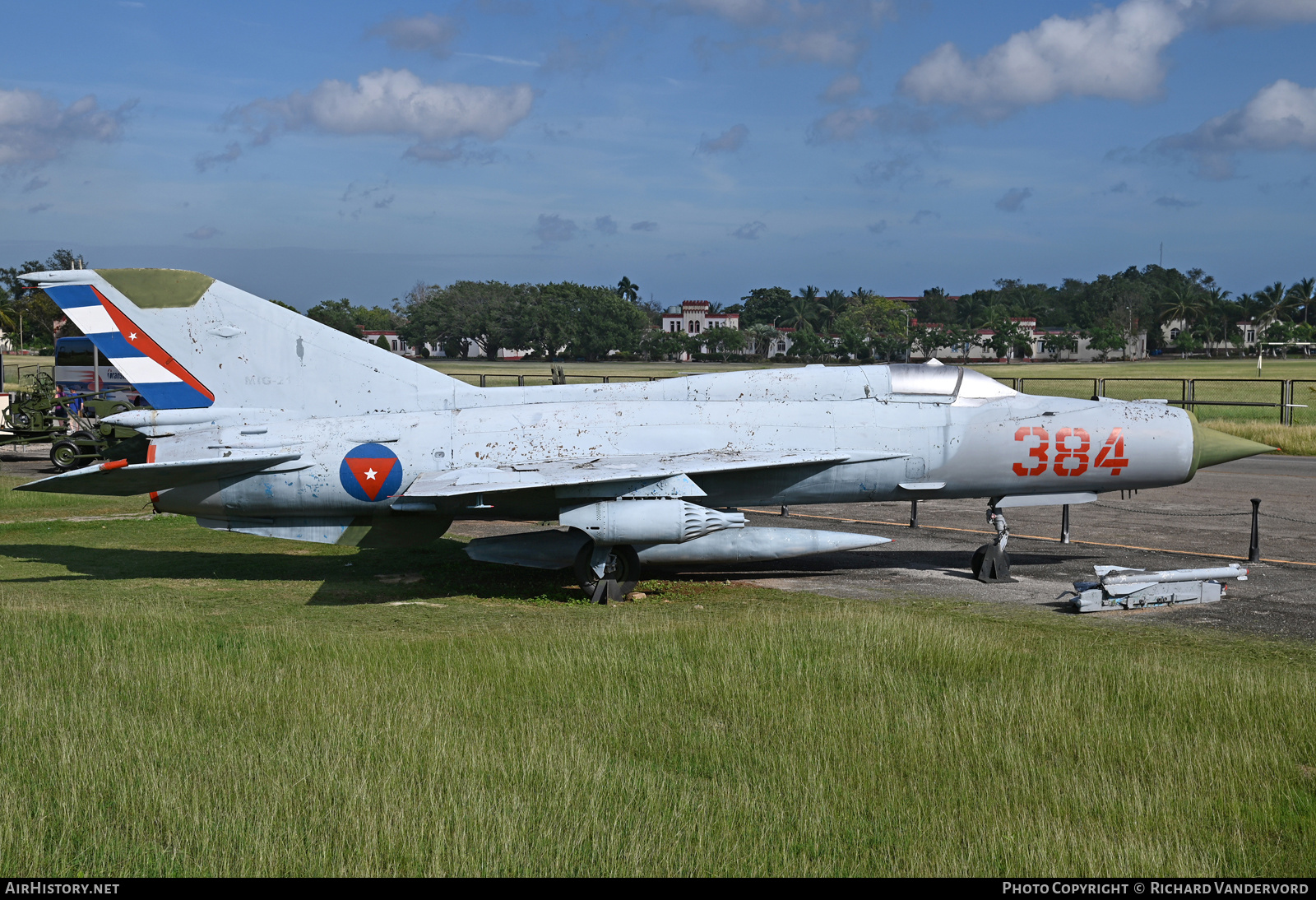 Aircraft Photo of 384 | Mikoyan-Gurevich MiG-21PFM | Cuba - Air Force | AirHistory.net #693745