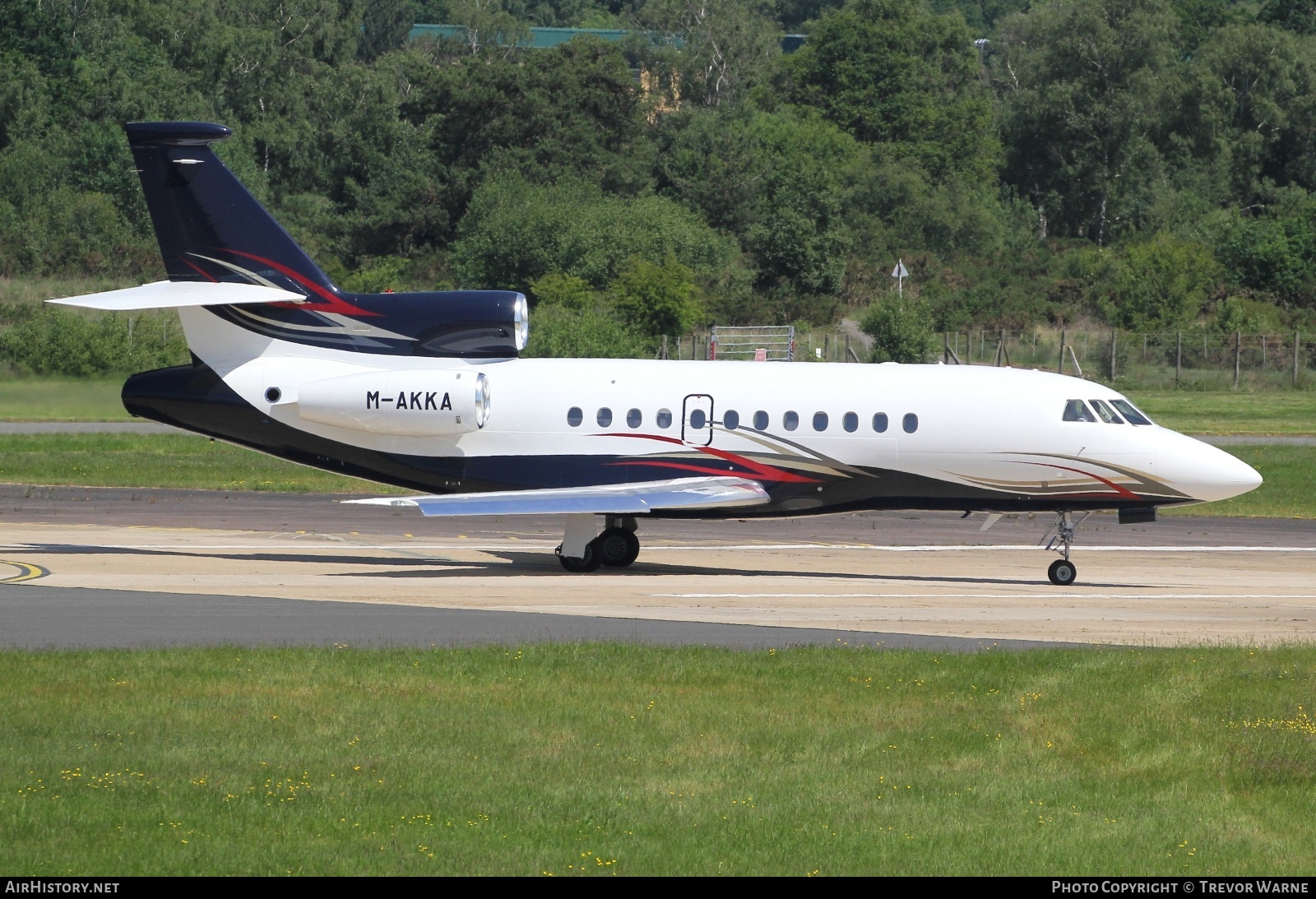 Aircraft Photo of M-AKKA | Dassault Falcon 900EX | AirHistory.net #693823