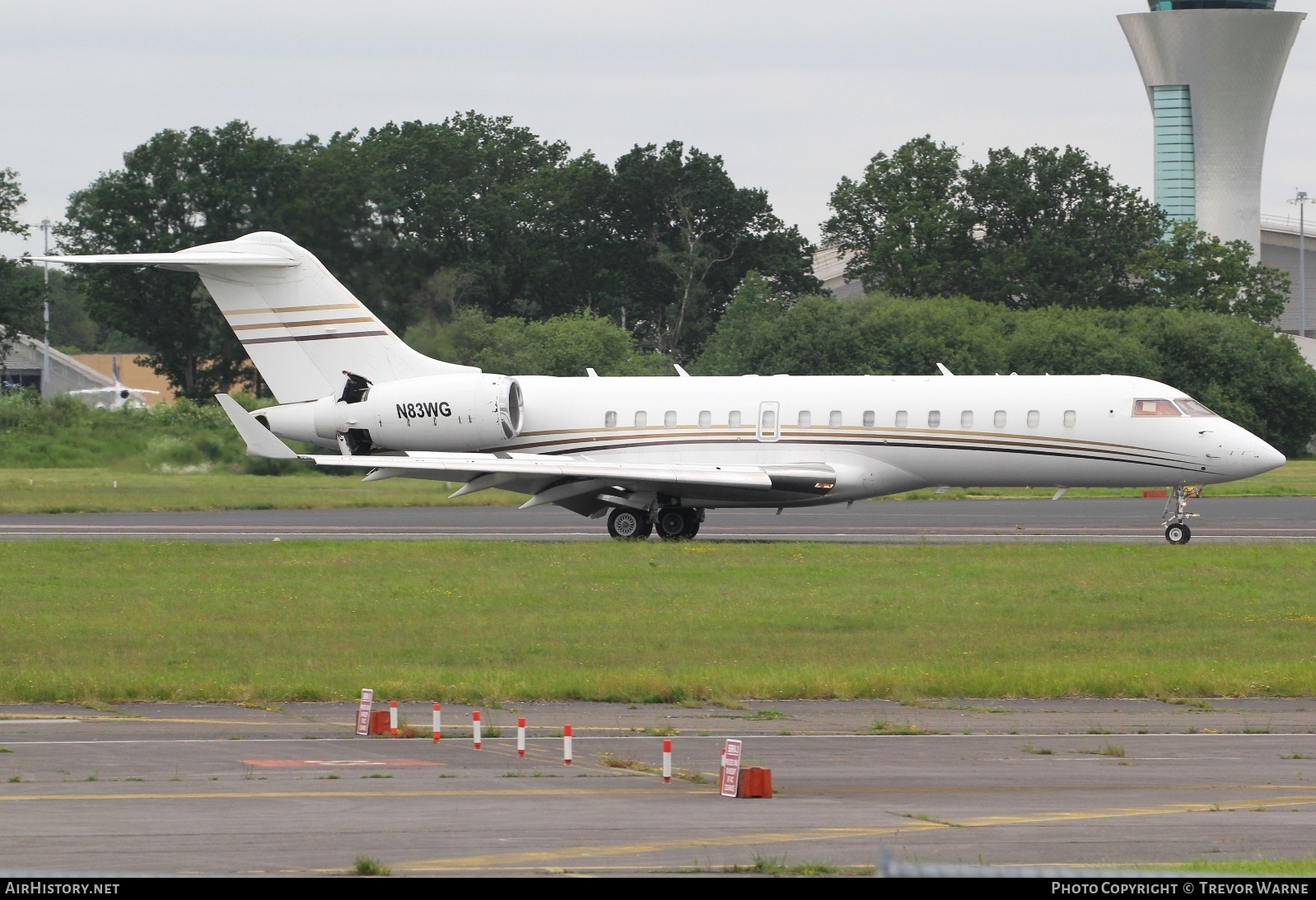 Aircraft Photo of N83WG | Bombardier Global Express (BD-700-1A10) | AirHistory.net #693868