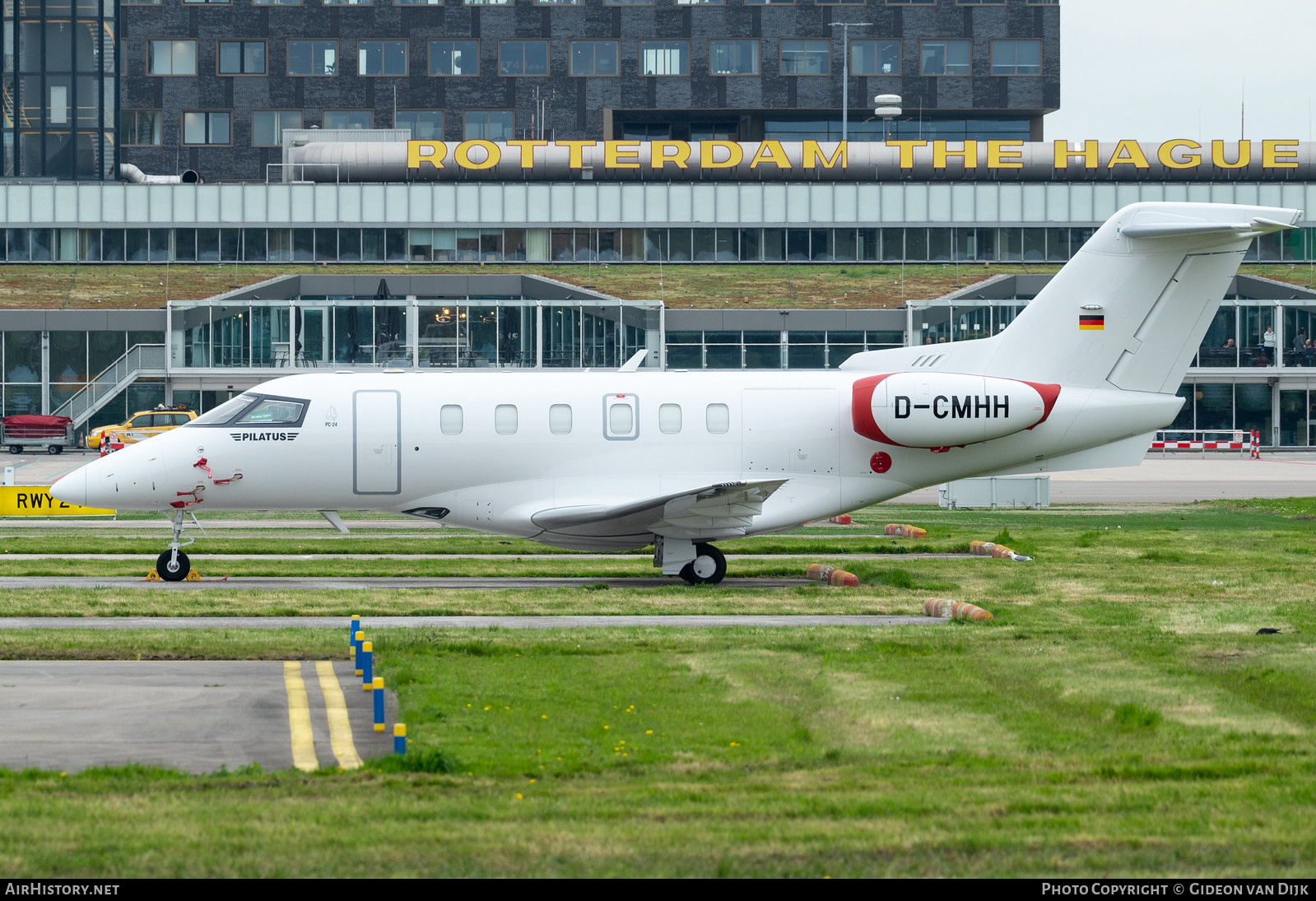 Aircraft Photo of D-CMHH | Pilatus PC-24 | AirHistory.net #694039