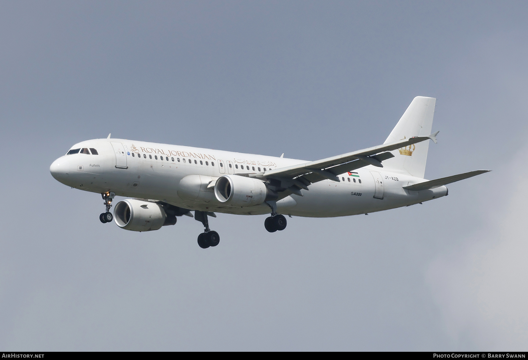 Aircraft Photo of JY-AZB | Airbus A320-214 | Royal Jordanian Airlines | AirHistory.net #694108