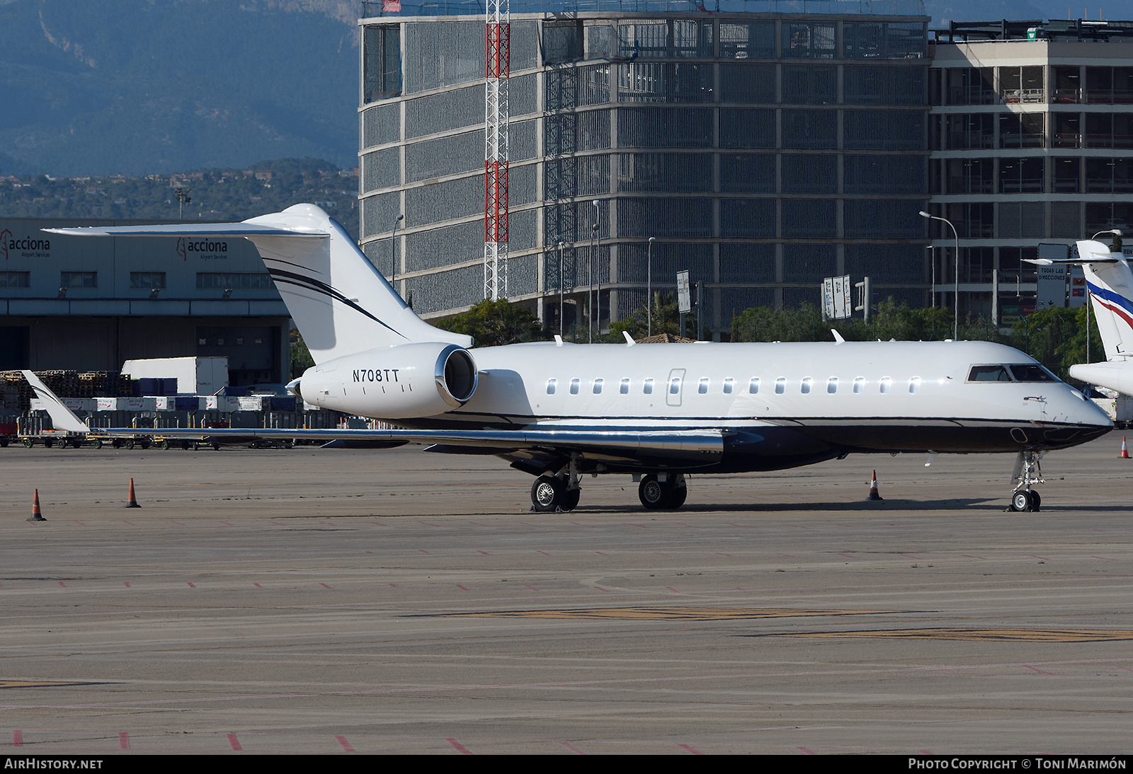 Aircraft Photo of N708TT | Bombardier Global 6000 (BD-700-1A10) | AirHistory.net #694157