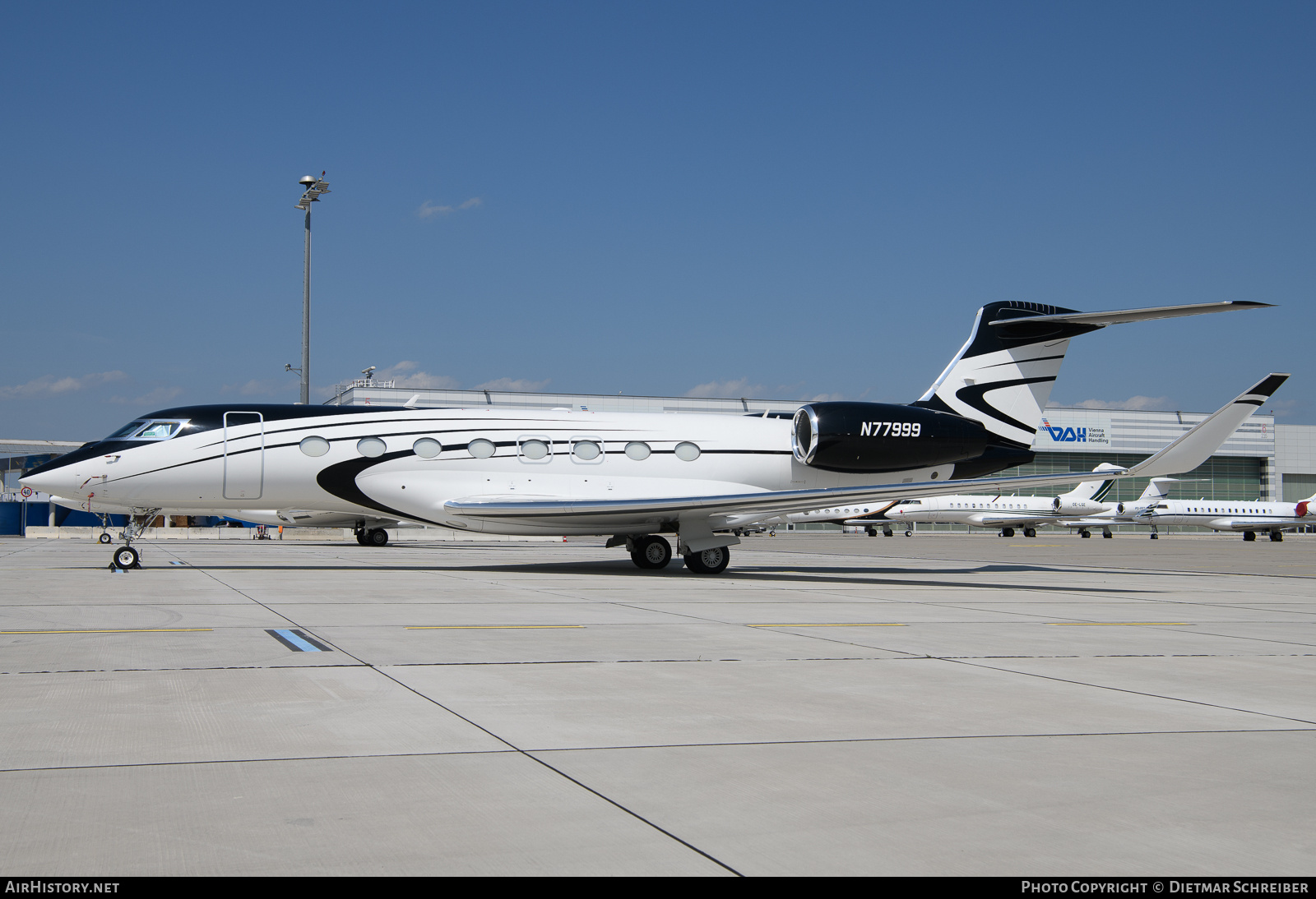 Aircraft Photo of N77999 | Gulfstream Aerospace G650ER (G-VI) | AirHistory.net #694174