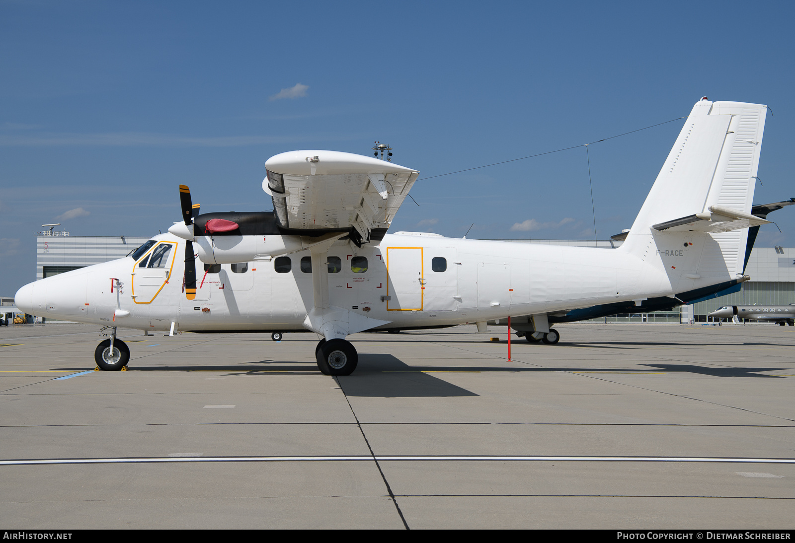 Aircraft Photo of 300 | De Havilland Canada DHC-6-300 Twin Otter | AirHistory.net #694178