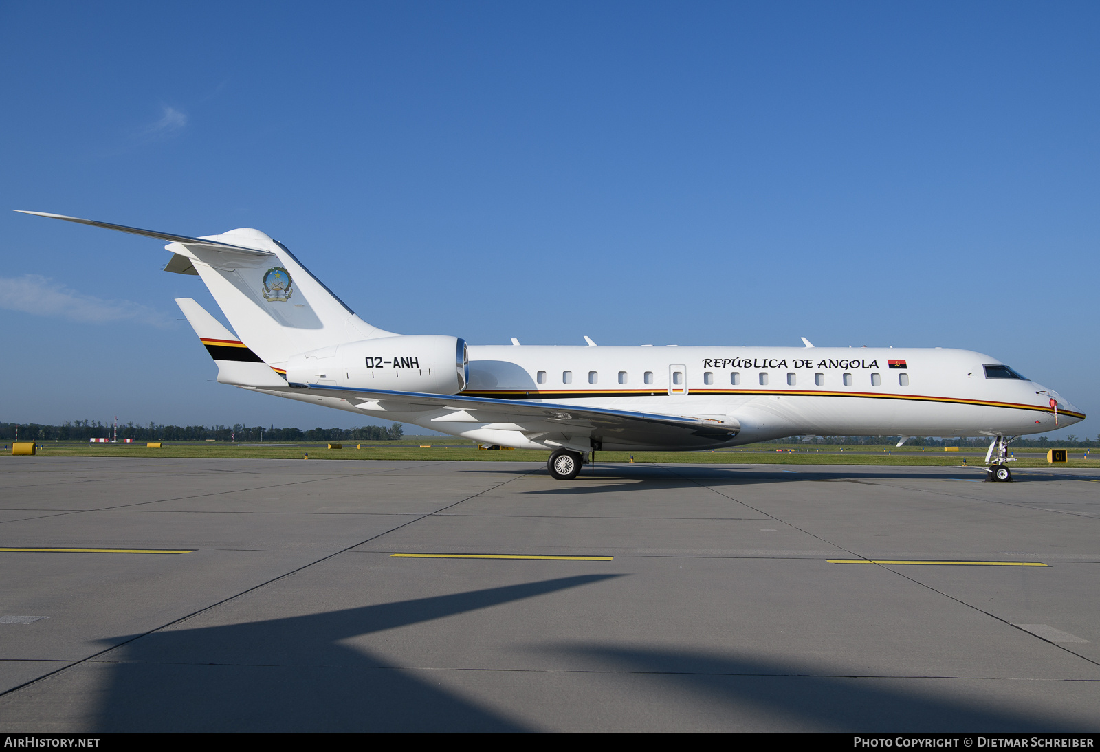 Aircraft Photo of D2-ANH | Bombardier Global Express (BD-700-1A10) | República de Angola | AirHistory.net #694181