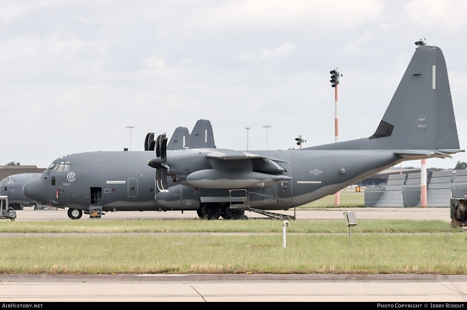 Aircraft Photo of 20-5937 / 05937 | Lockheed Martin MC-130J Commando II (L-382) | USA - Air Force | AirHistory.net #694211