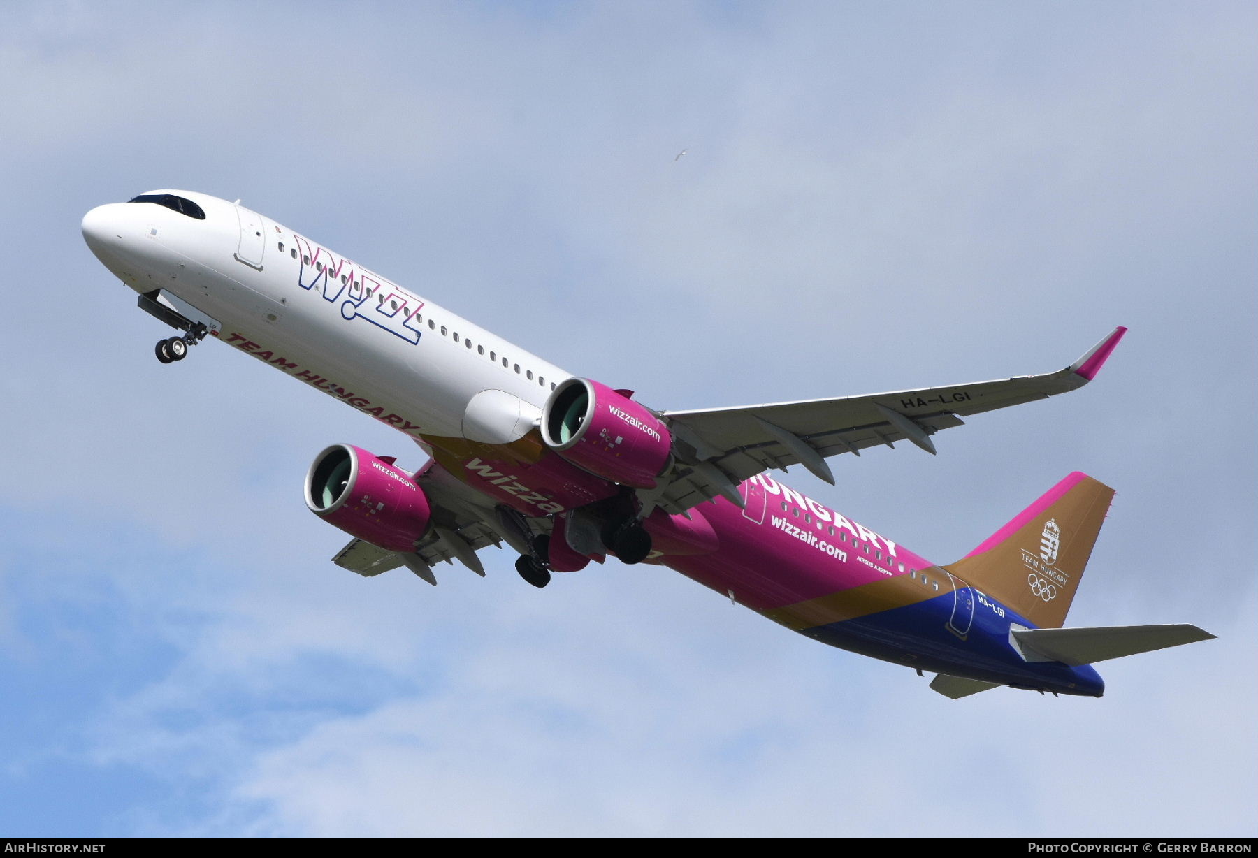 Aircraft Photo of HA-LGI | Airbus A321-271NX | Wizz Air | AirHistory.net #694229
