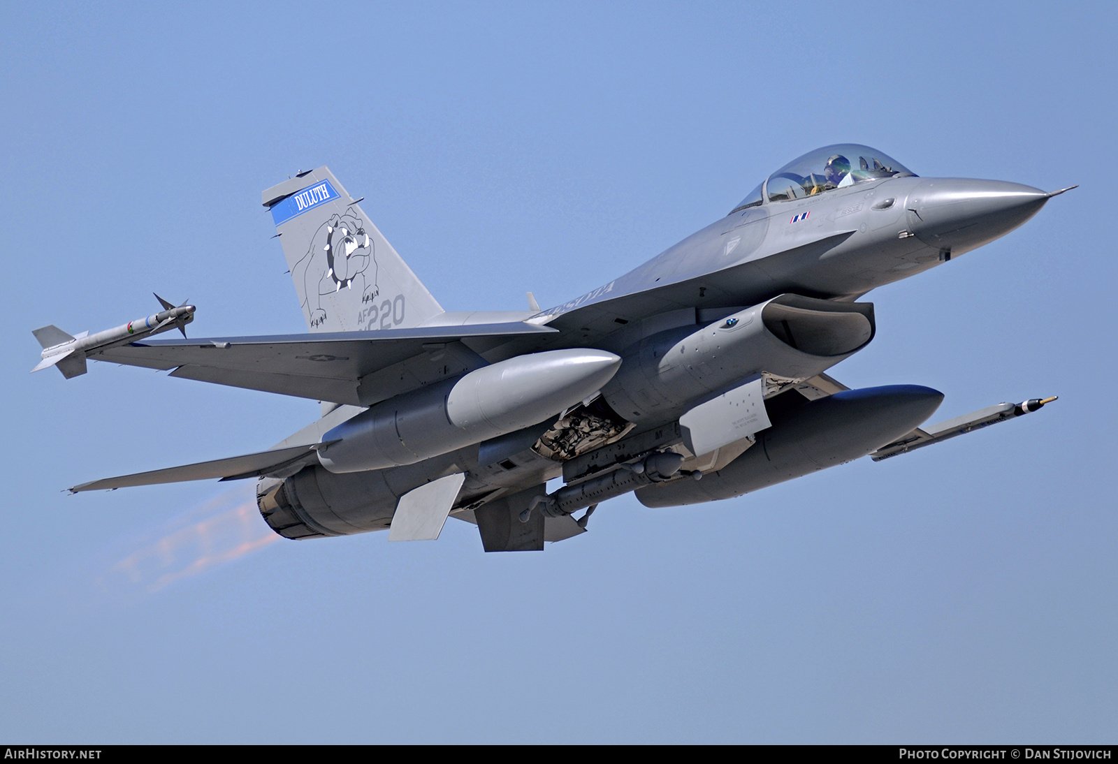 Aircraft Photo of 84-1220 / AF84-220 | General Dynamics F-16C Fighting Falcon | USA - Air Force | AirHistory.net #694348