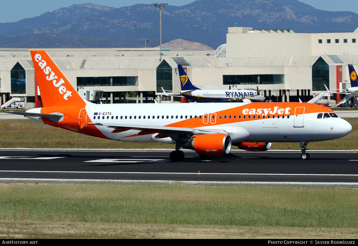 Aircraft Photo of G-EZTX | Airbus A320-214 | EasyJet | AirHistory.net #694355