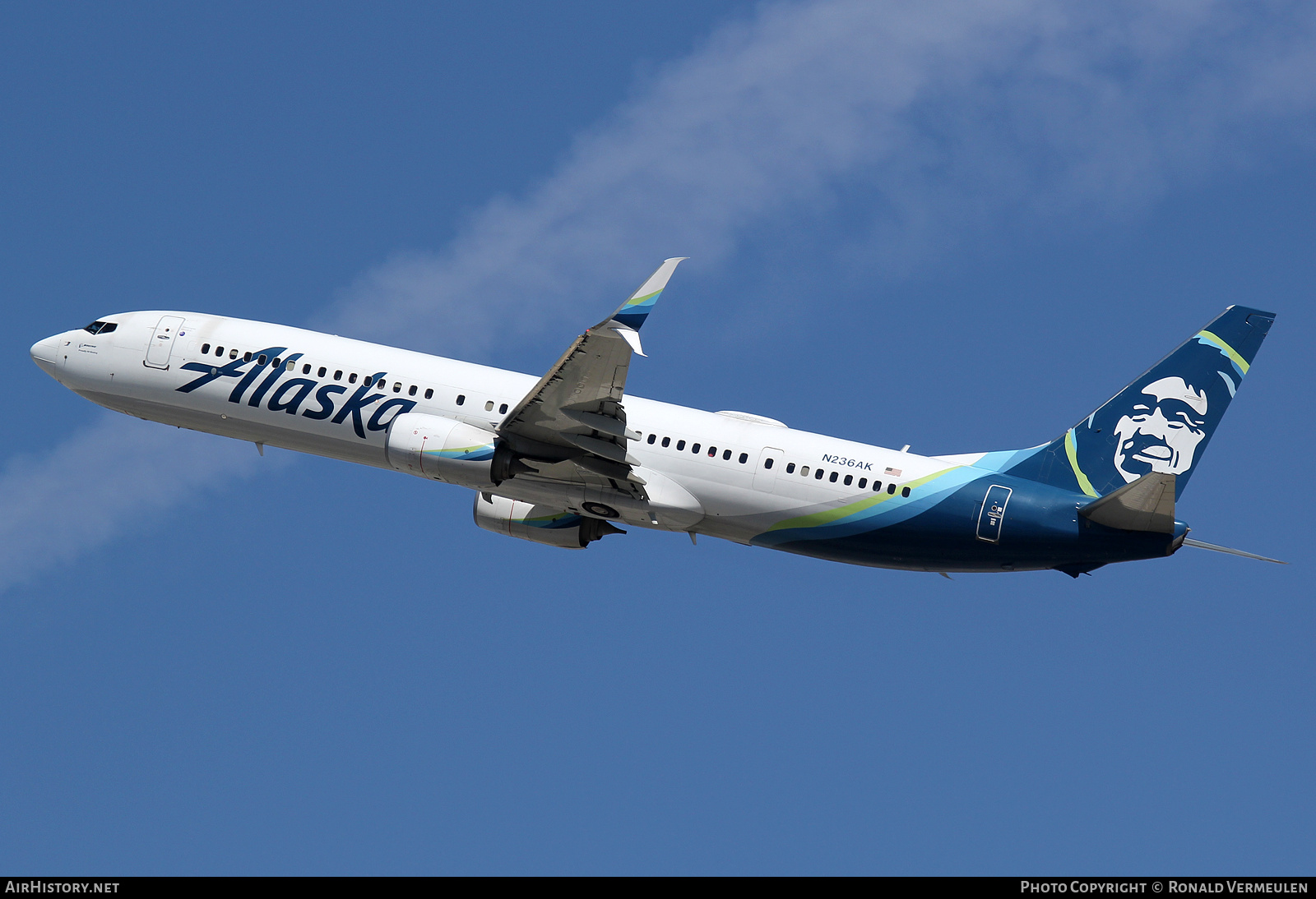 Aircraft Photo of N236AK | Boeing 737-990/ER | Alaska Airlines | AirHistory.net #694422