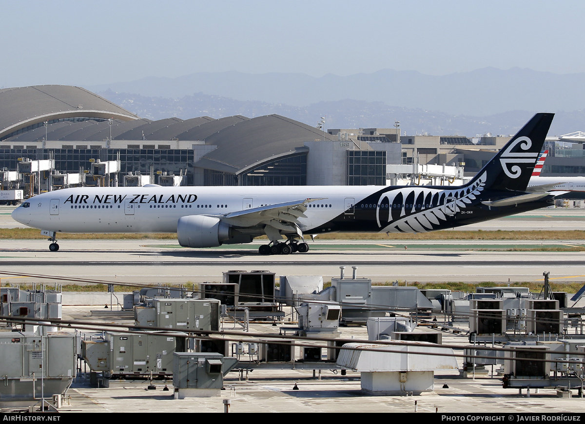 Aircraft Photo of ZK-OKR | Boeing 777-319/ER | Air New Zealand | AirHistory.net #694435