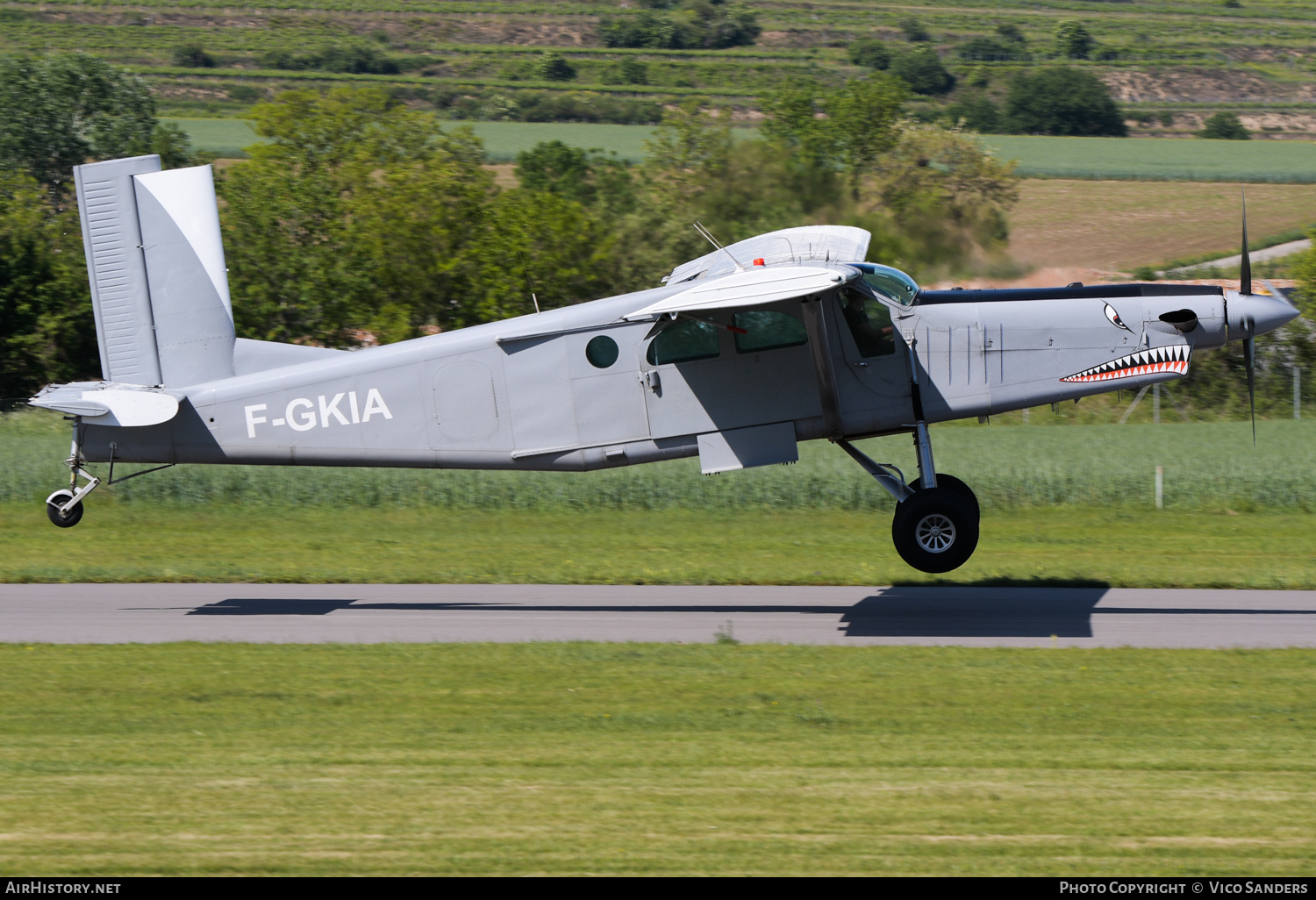 Aircraft Photo of F-GKIA | Pilatus PC-6/B2-H2 Turbo Porter | AirHistory.net #694470