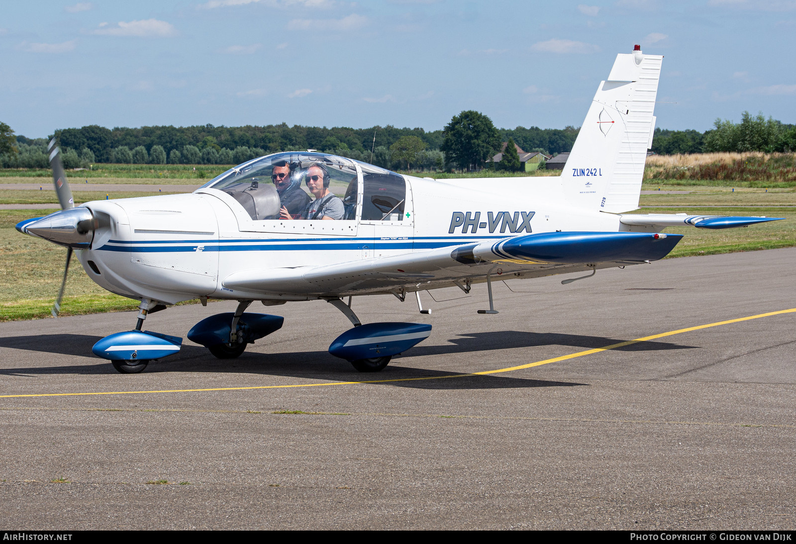 Aircraft Photo of PH-VNX | Zlin Z-242L | AirHistory.net #694643