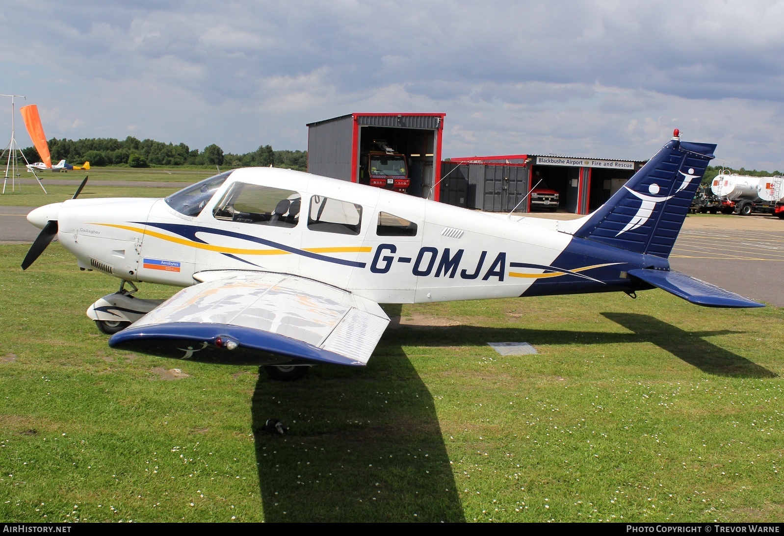Aircraft Photo of G-OMJA | Piper PA-28-181 Cherokee Archer II | AirHistory.net #694707