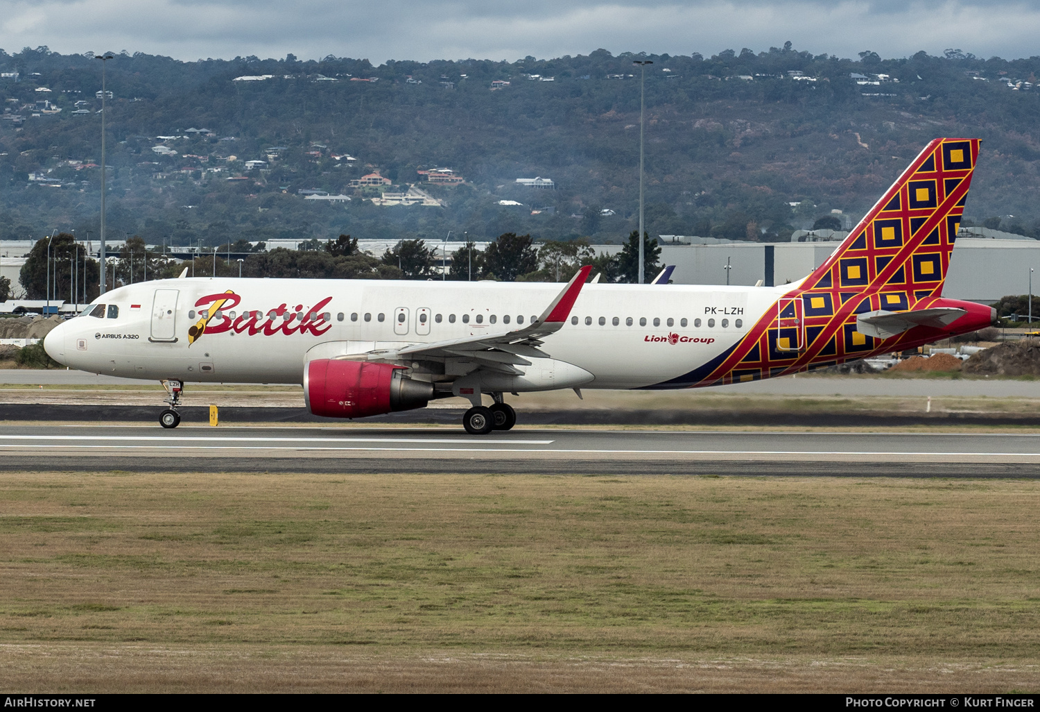 Aircraft Photo of PK-LHZ | Airbus A320-214 | Batik Air | AirHistory.net #694862