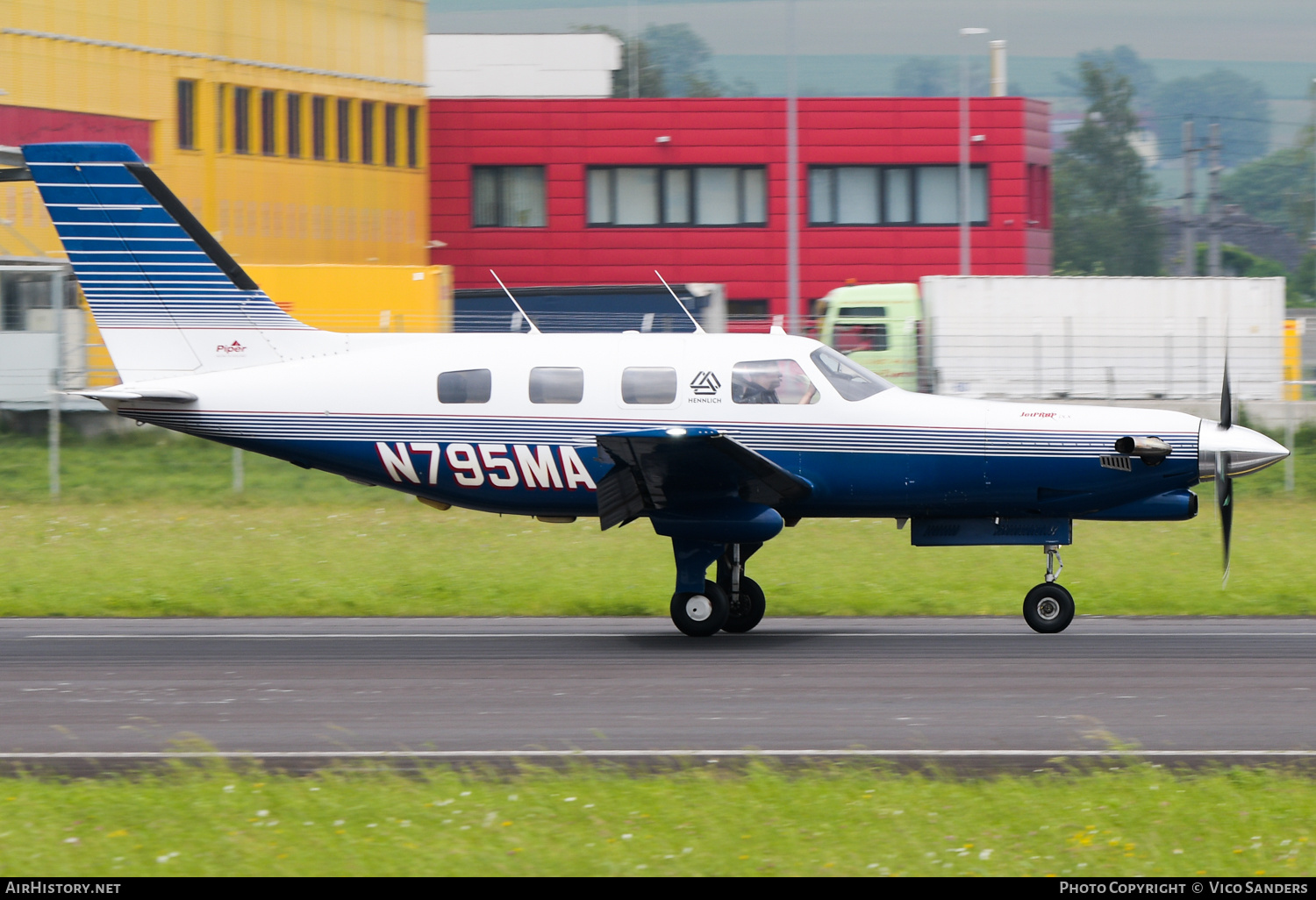 Aircraft Photo of N795MA | Piper PA-46-350P Malibu Mirage | Hennlich Group | AirHistory.net #694937