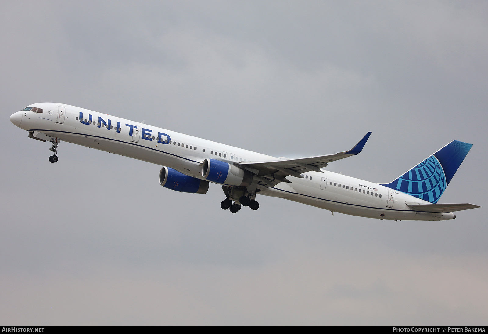 Aircraft Photo of N57852 | Boeing 757-324 | United Airlines | AirHistory.net #694947