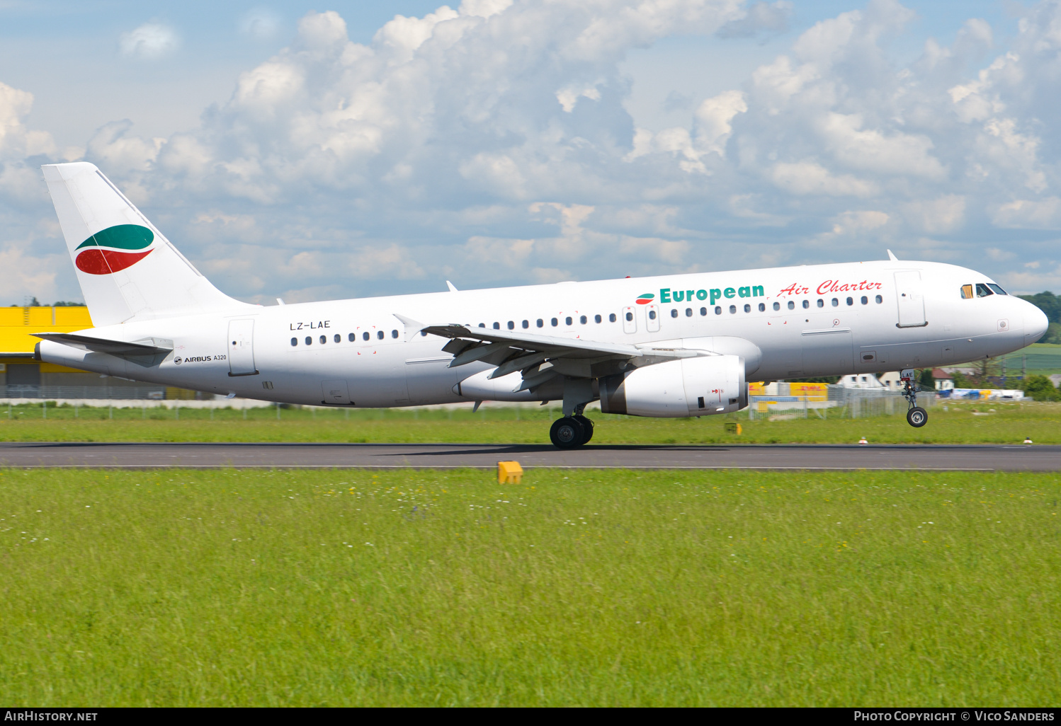 Aircraft Photo of LZ-LAE | Airbus A320-231 | European Air Charter | AirHistory.net #694954