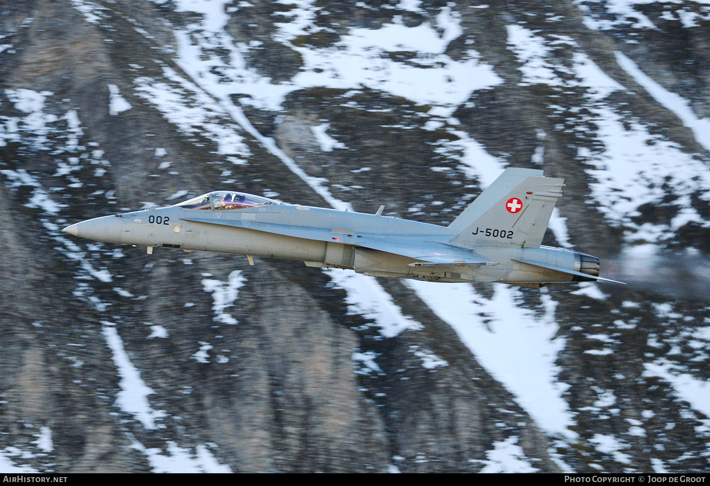 Aircraft Photo of J-5002 | McDonnell Douglas F/A-18C Hornet | Switzerland - Air Force | AirHistory.net #694993