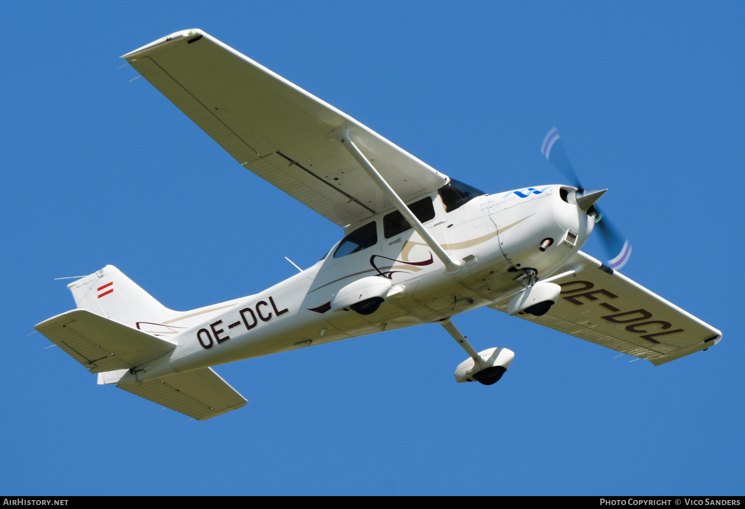 Aircraft Photo of OE-DCL | Cessna 172S Skyhawk SP | AirHistory.net #694997