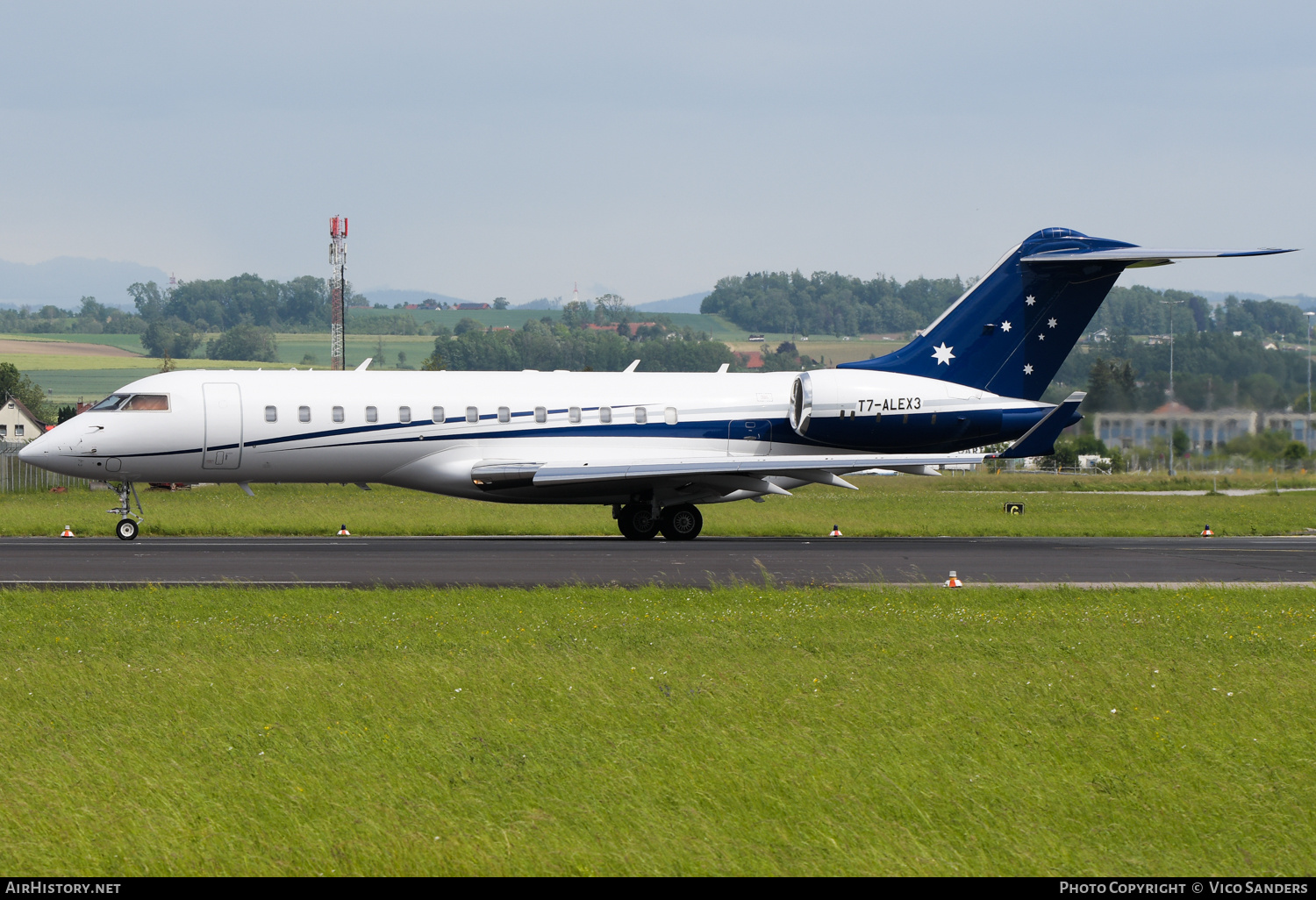 Aircraft Photo of T7-ALEX3 | Bombardier Global Express (BD-700-1A10) | AirHistory.net #695052