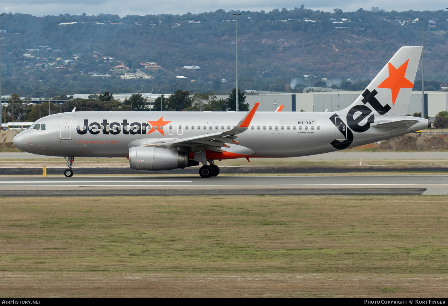 Aircraft Photo of VH-YXT | Airbus A320-232 | Jetstar Airways | AirHistory.net #695067
