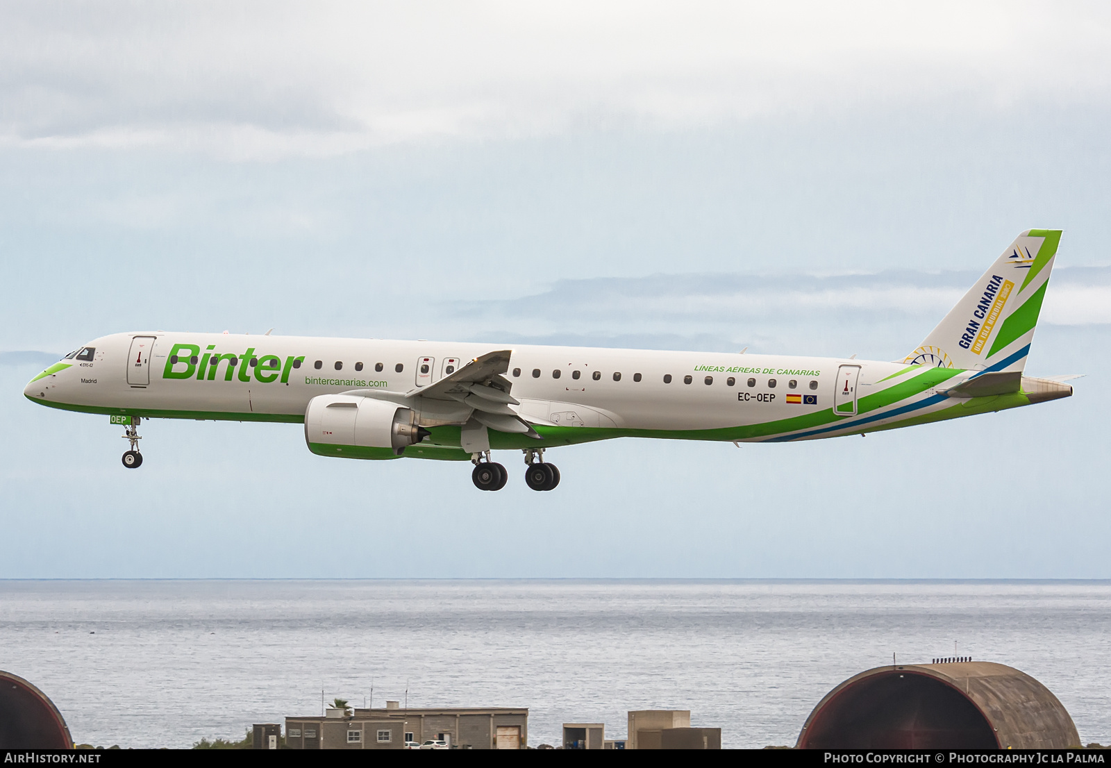 Aircraft Photo of EC-OEP | Embraer 195-E2 (ERJ-190-400) | Binter Canarias | AirHistory.net #695075
