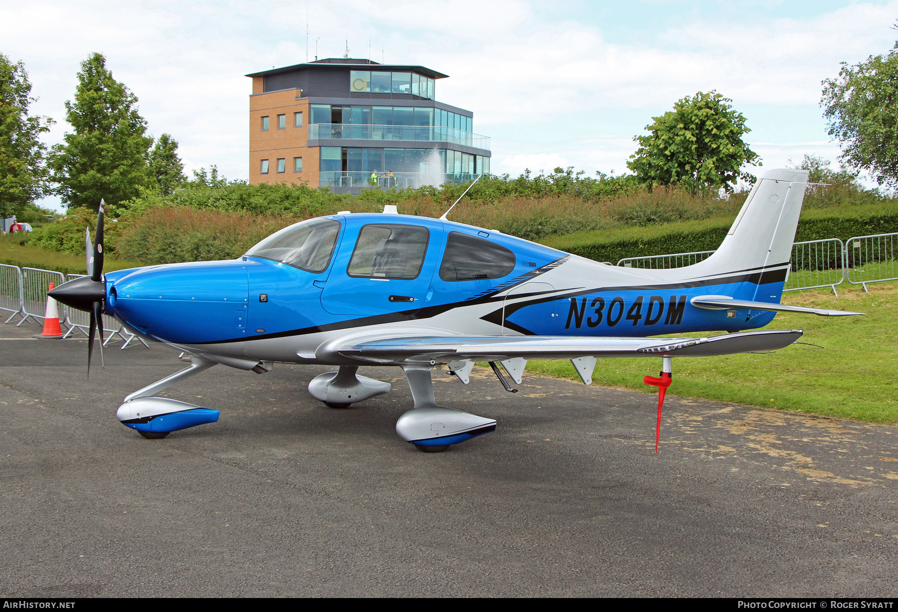 Aircraft Photo of N304DM | Cirrus SR-22T G7-GTS | AirHistory.net #695120