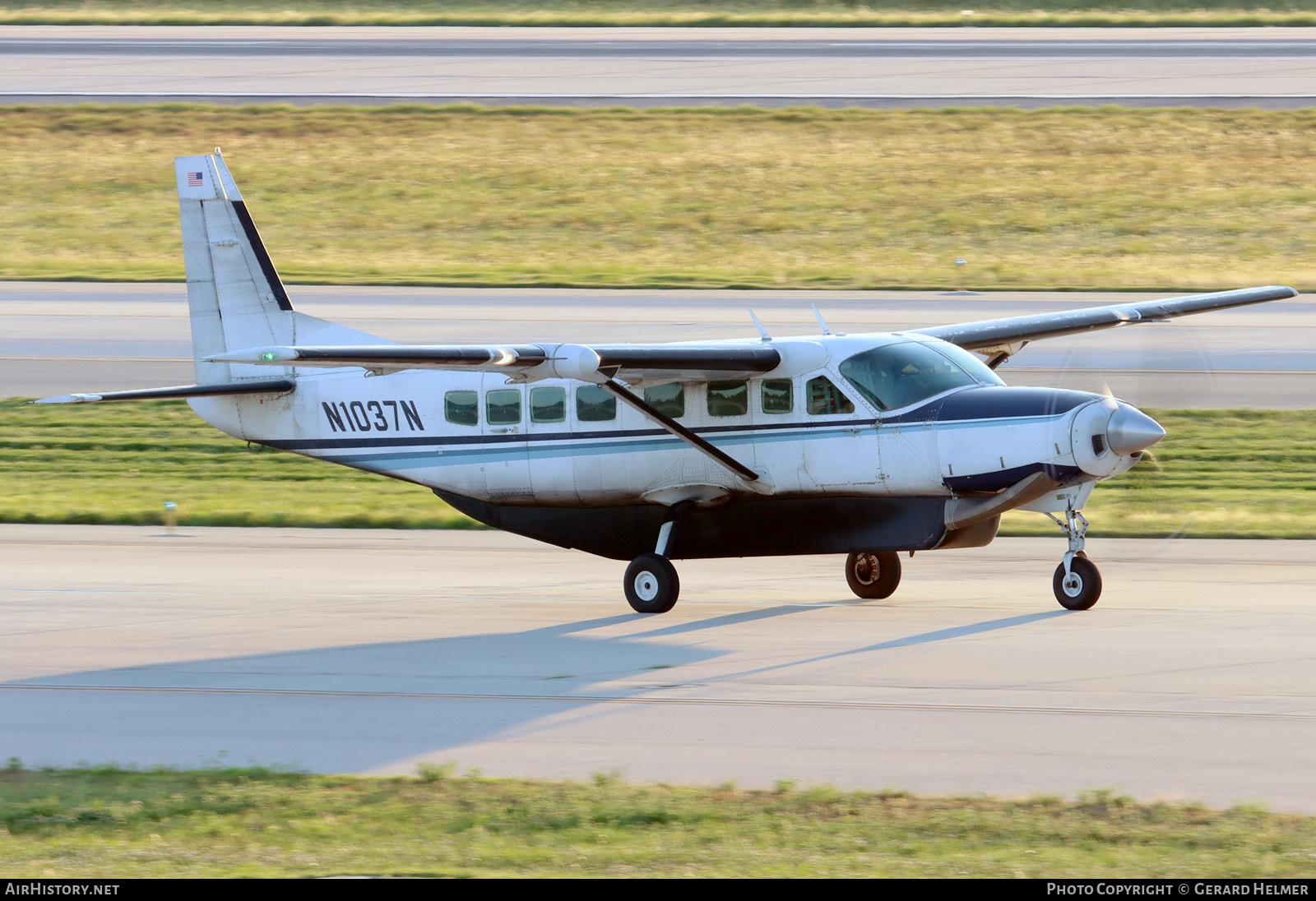 Aircraft Photo of N1037N | Cessna 208B Grand Caravan | Martinaire | AirHistory.net #695201