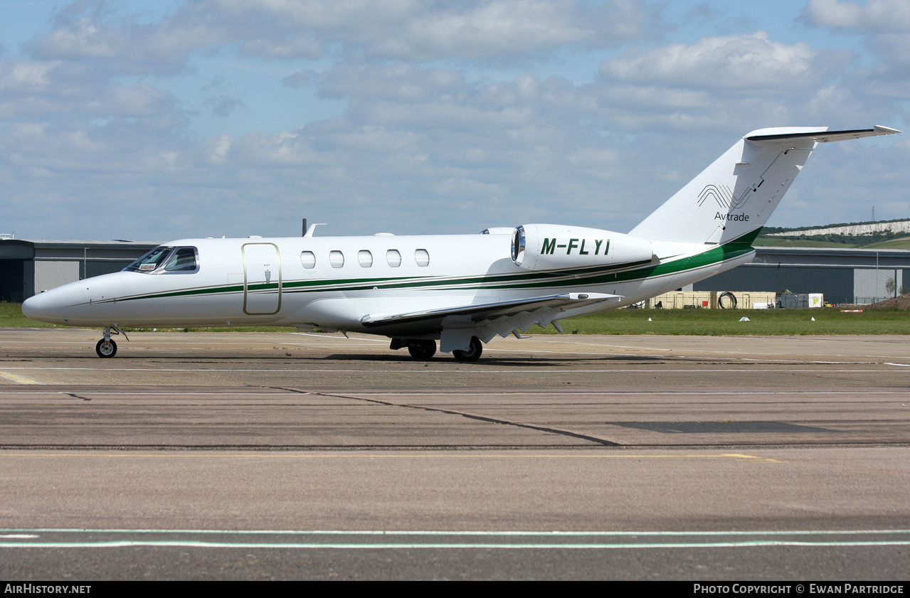 Aircraft Photo of M-FLYI | Cessna 525C CitationJet CJ4 | Avtrade | AirHistory.net #695300