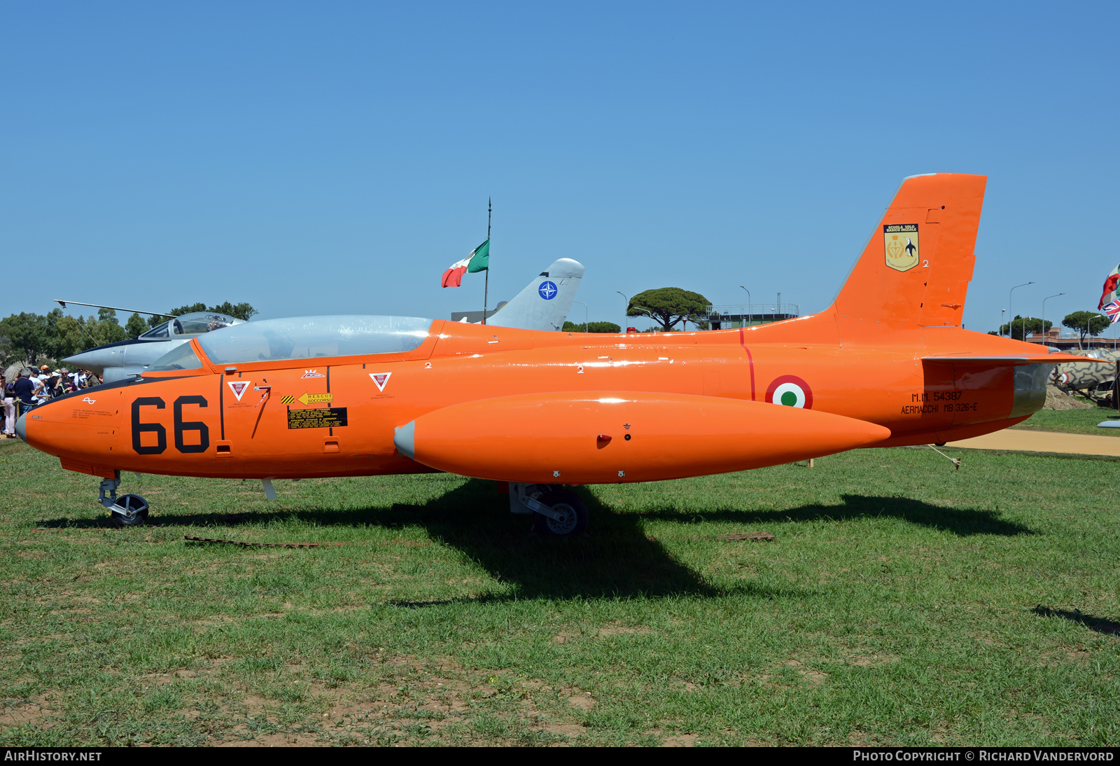 Aircraft Photo of MM54387 | Aermacchi MB-326E | Italy - Air Force | AirHistory.net #695364