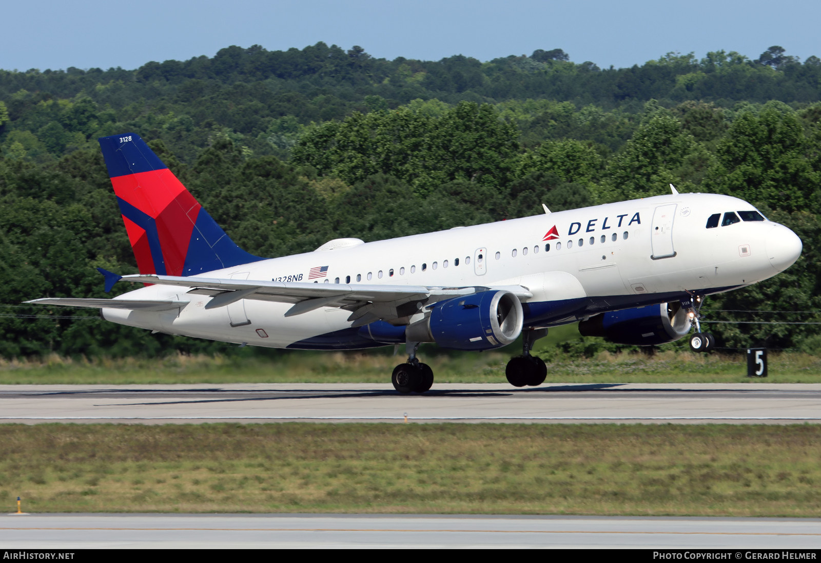 Aircraft Photo of N328NB | Airbus A319-114 | Delta Air Lines | AirHistory.net #695418