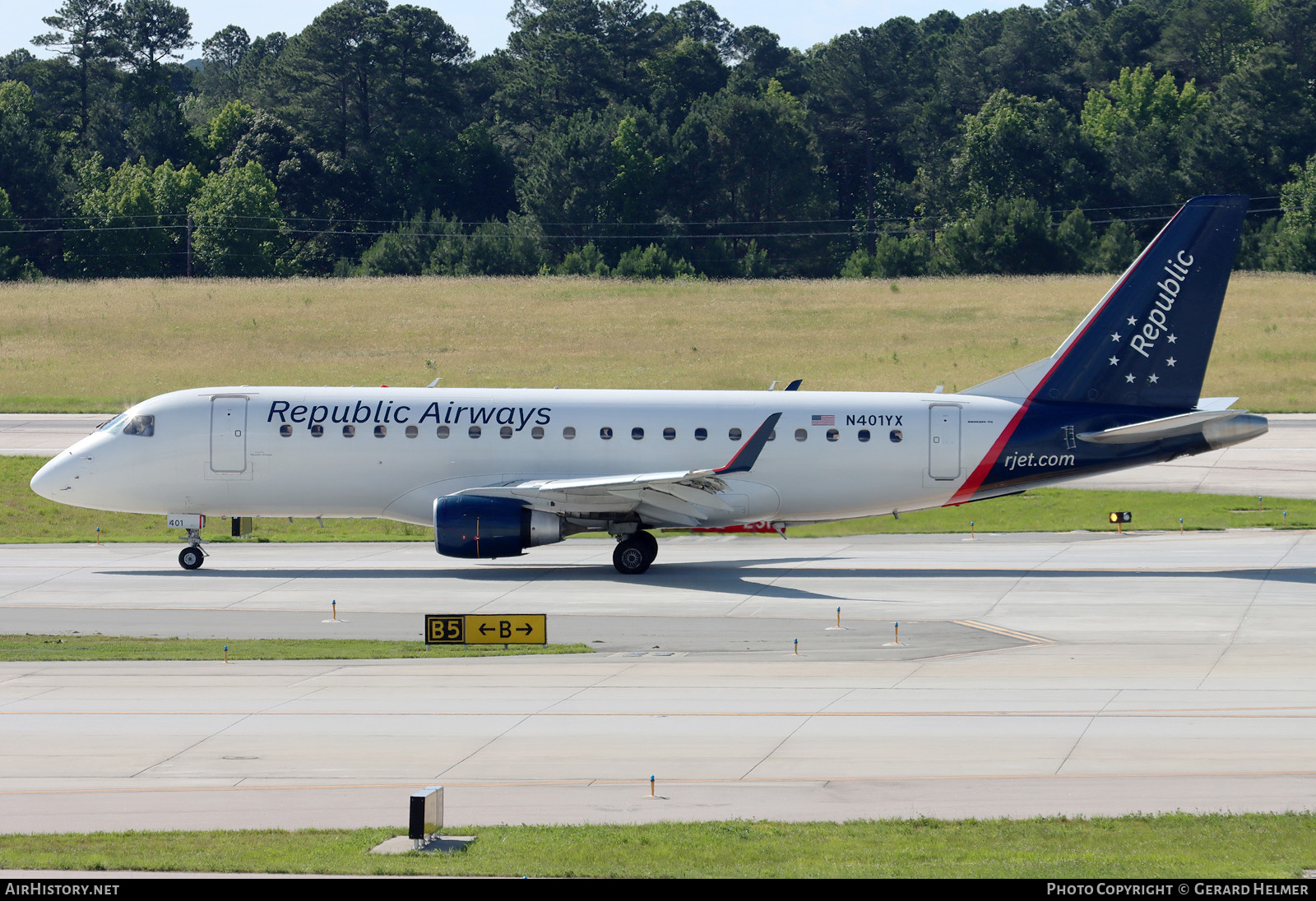 Aircraft Photo of N401YX | Embraer 175LR (ERJ-170-200LR) | Republic Airways | AirHistory.net #695604