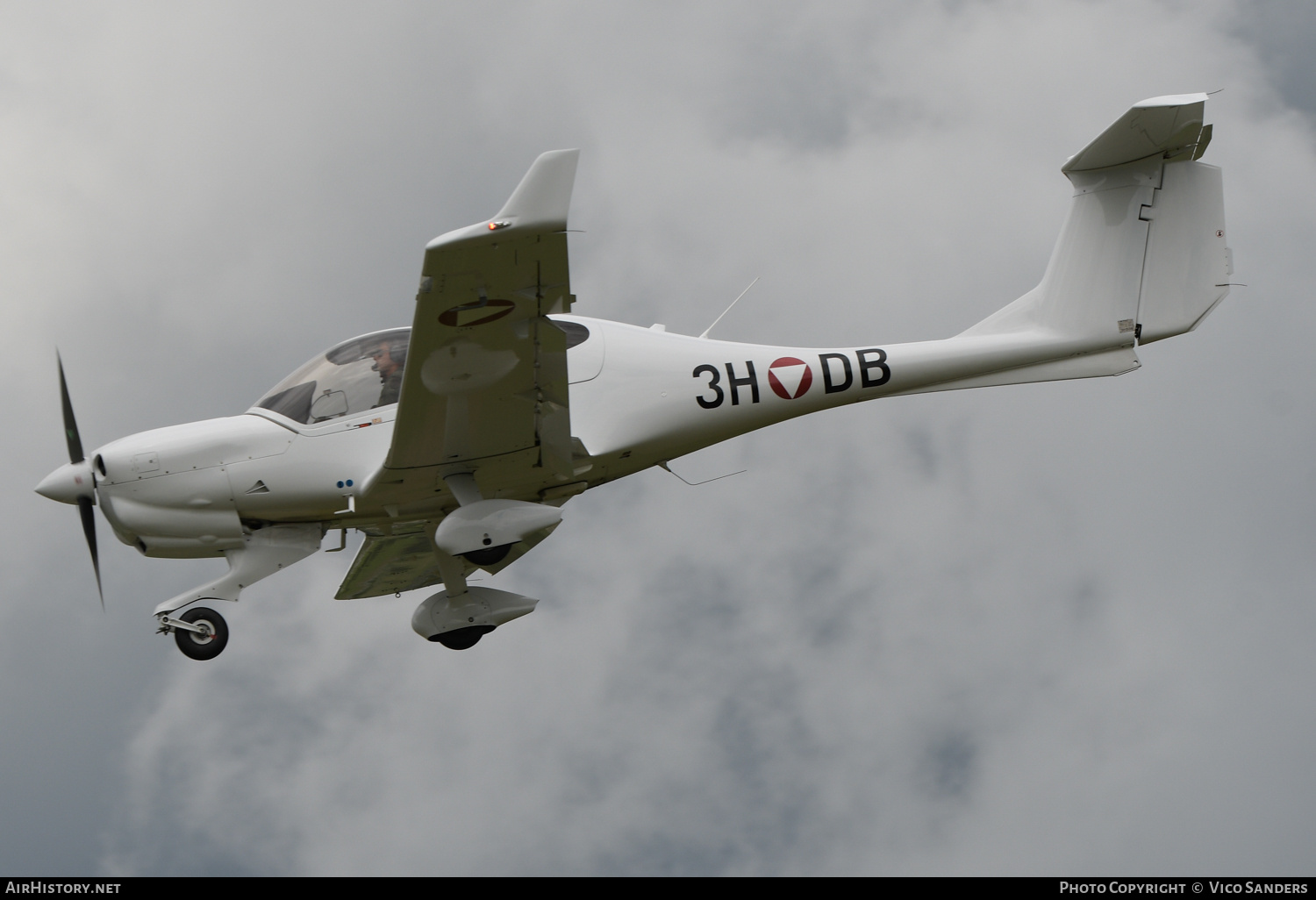 Aircraft Photo of 3H-DB | Diamond DA40 NG Diamond Star | Austria - Air Force | AirHistory.net #695624