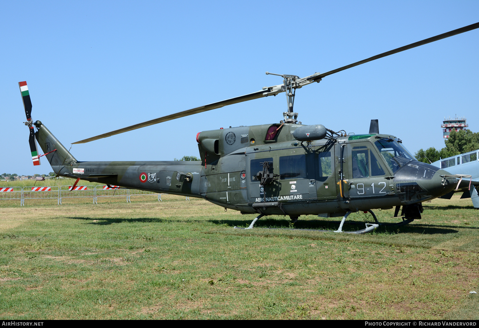 Aircraft Photo of MM81212 | Agusta AB-212AM | Italy - Air Force | AirHistory.net #695650