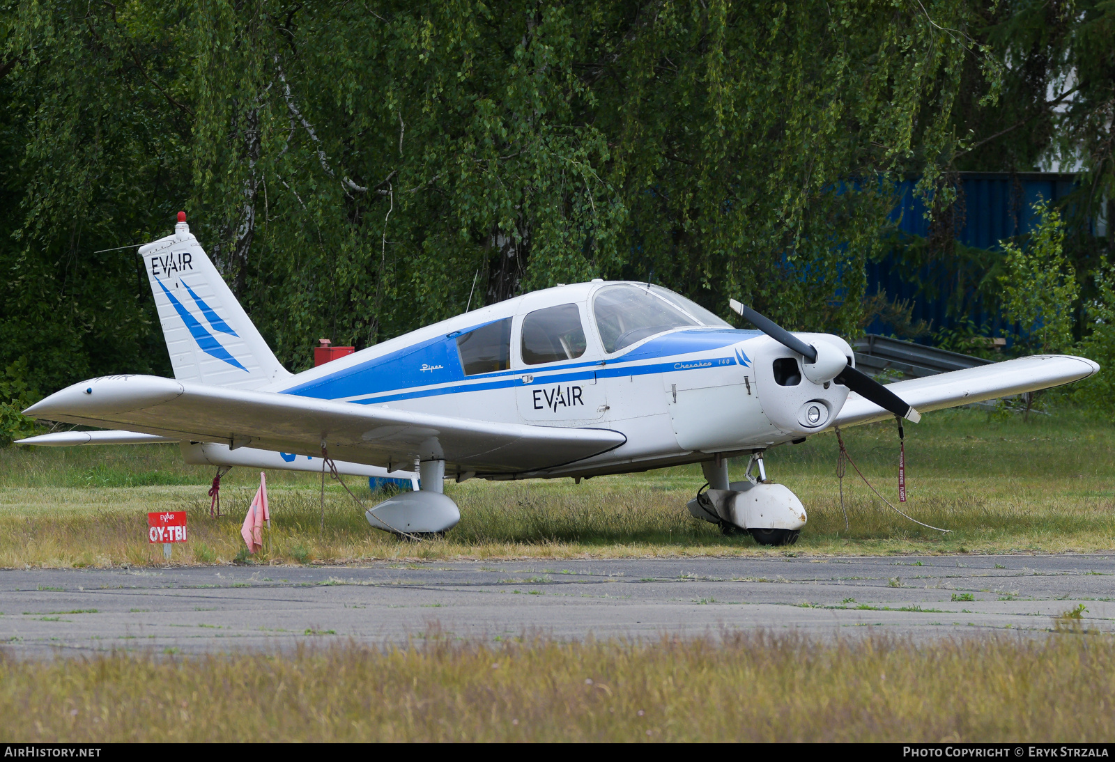 Aircraft Photo of OY-BBA | Piper PA-28-140 Cherokee | EVAir Organizacja Szkolenia Lotniczego | AirHistory.net #695696