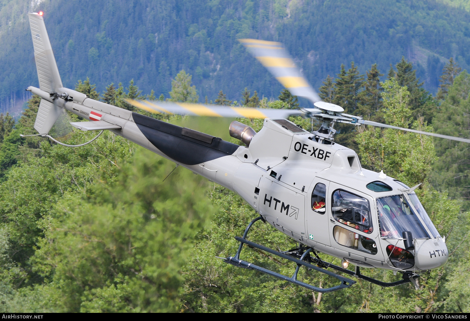 Aircraft Photo of OE-XBF | Aérospatiale AS-350 B3e Ecureuil | HTM - Helicopter Travel Munich | AirHistory.net #695697