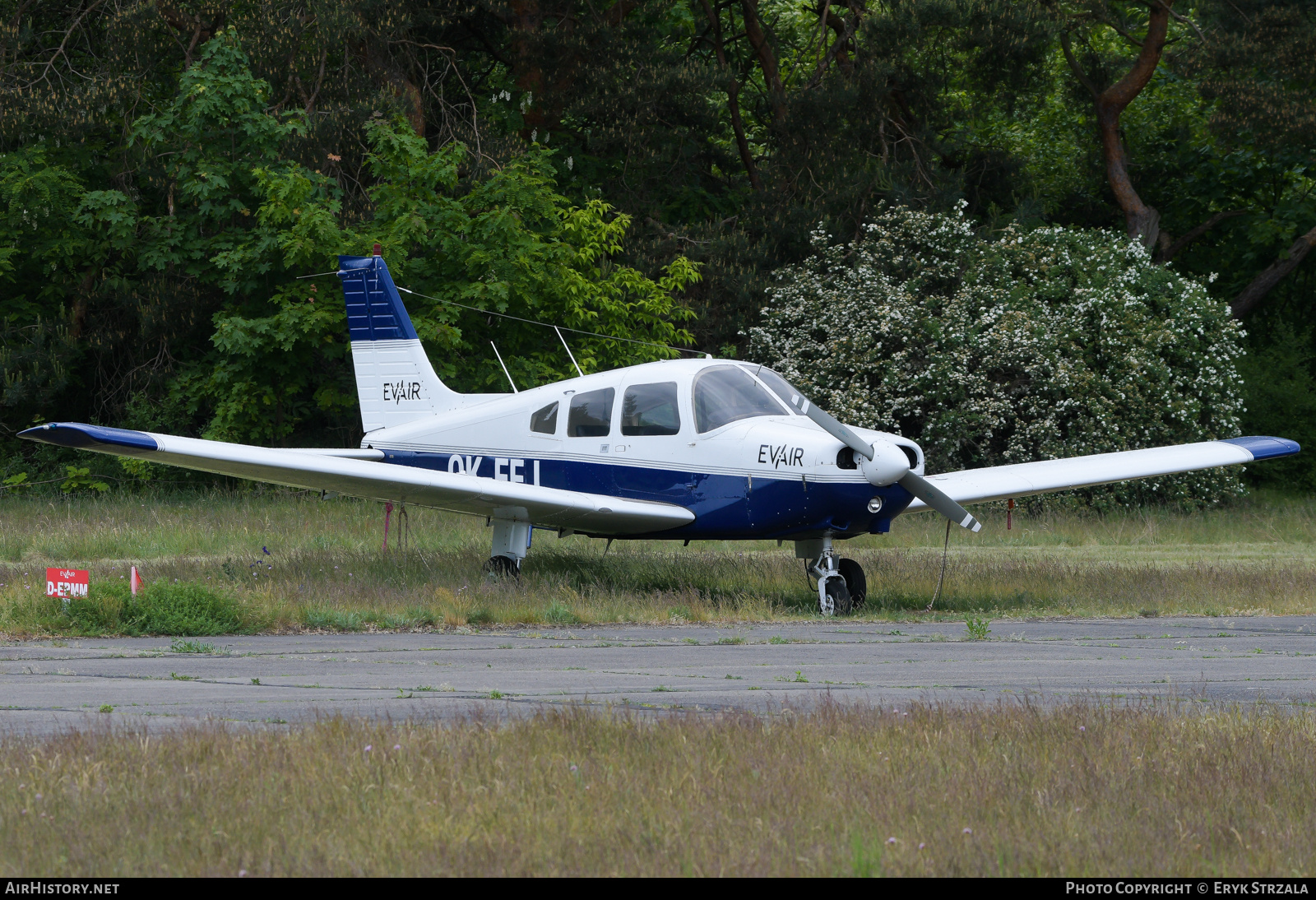 Aircraft Photo of OK-EEJ | Piper PA-28-161 Warrior II | EVAir Organizacja Szkolenia Lotniczego | AirHistory.net #695833