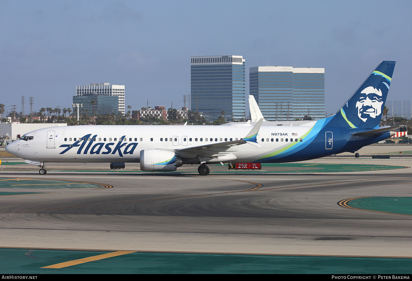 Aircraft Photo of N979AK | Boeing 737-9 Max 9 | Alaska Airlines | AirHistory.net #695835