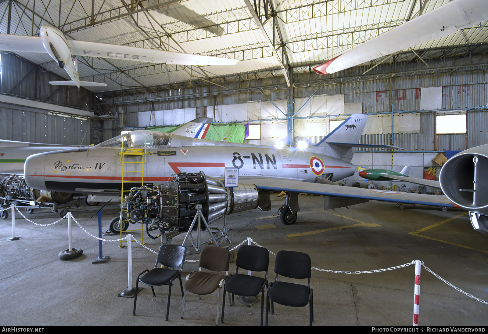 Aircraft Photo of 245 | Dassault MD-454 Mystere IV A | France - Air Force | AirHistory.net #695854