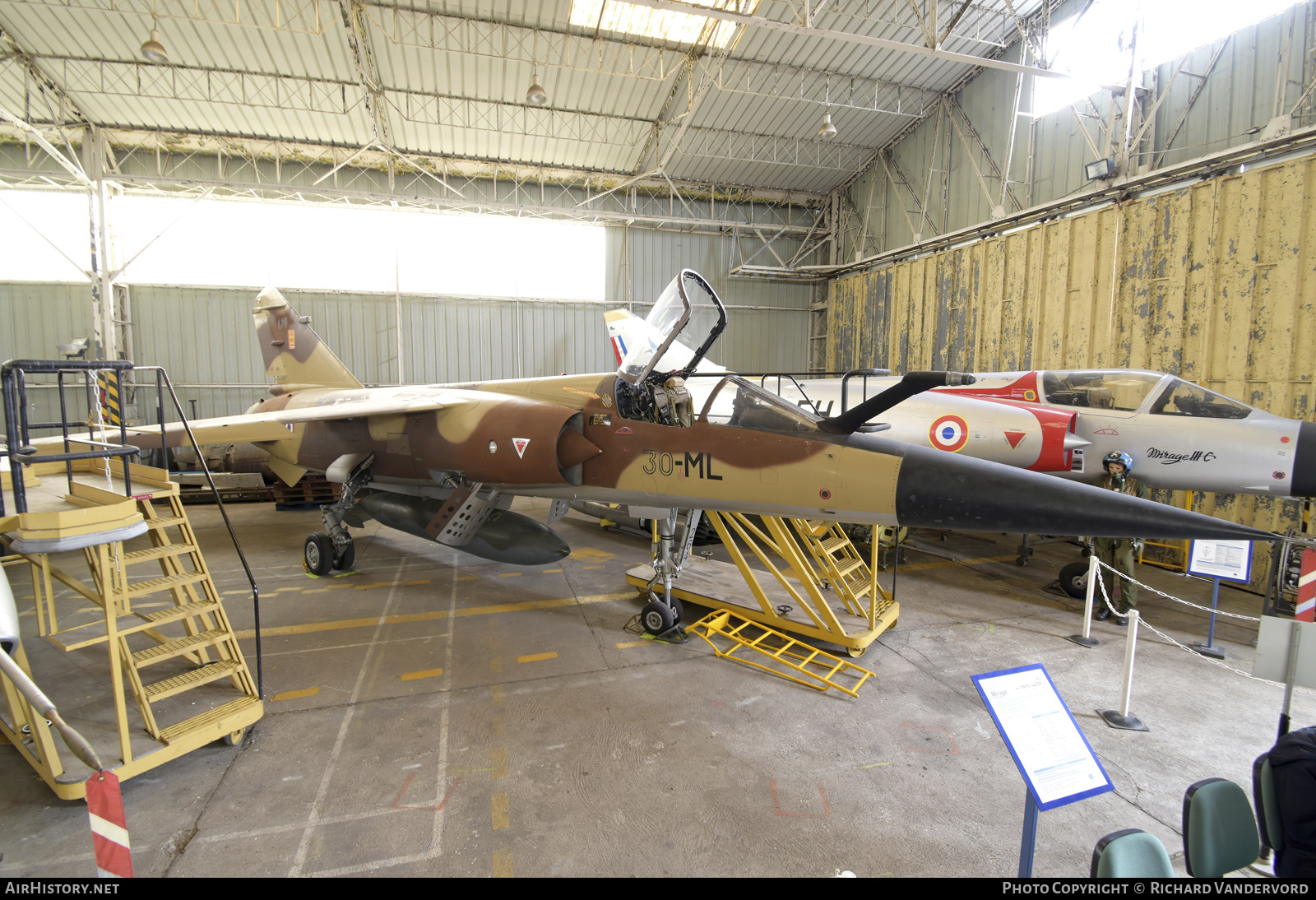 Aircraft Photo of 264 / 4030 | Dassault Mirage F1EQ-2 | France - Air Force | AirHistory.net #695859