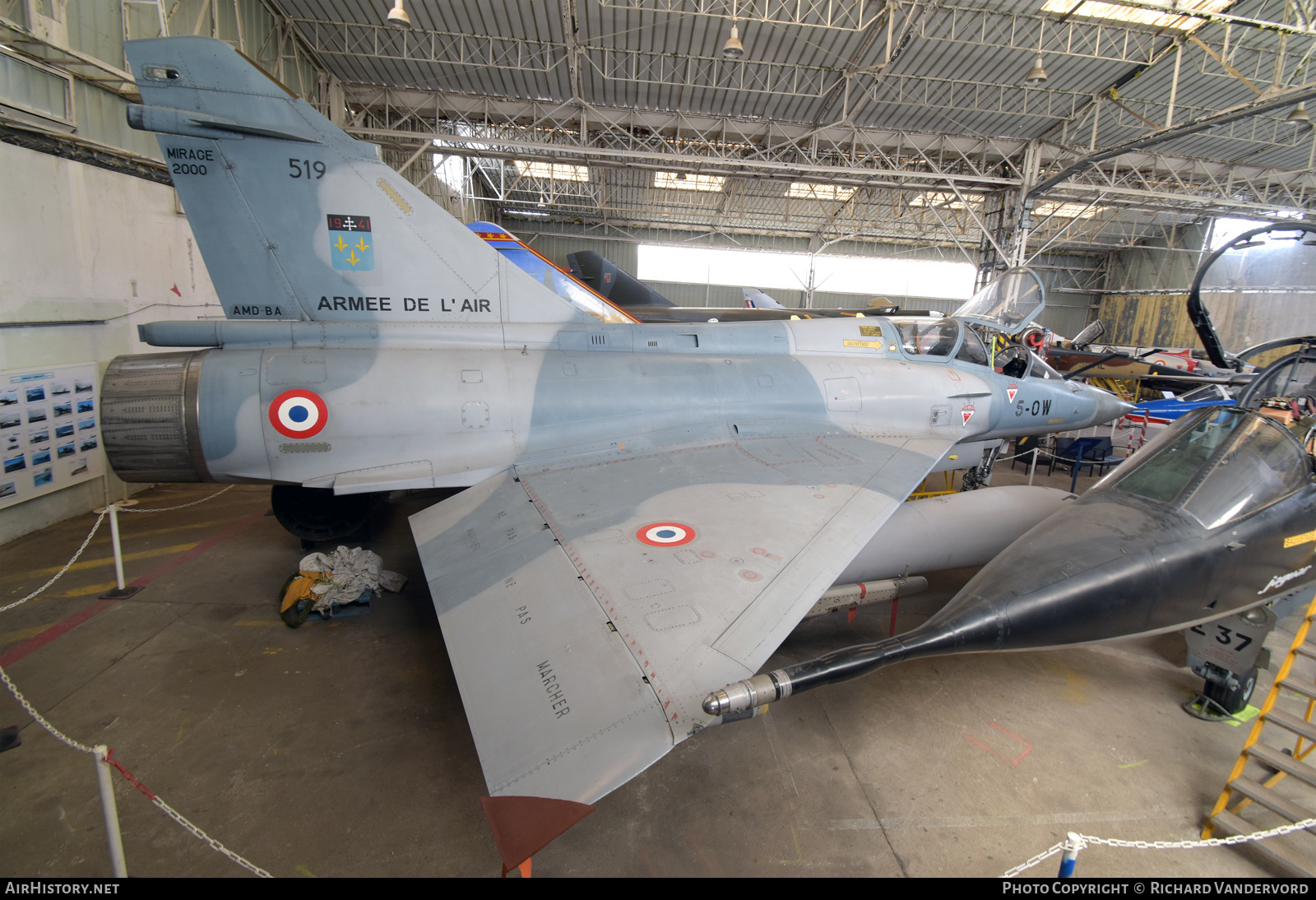 Aircraft Photo of 519 | Dassault Mirage 2000B | France - Air Force | AirHistory.net #695864