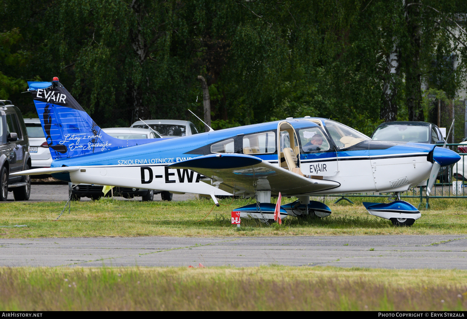 Aircraft Photo of D-EWAS | Piper PA-28-180 Cherokee Archer | EVAir Organizacja Szkolenia Lotniczego | AirHistory.net #695890