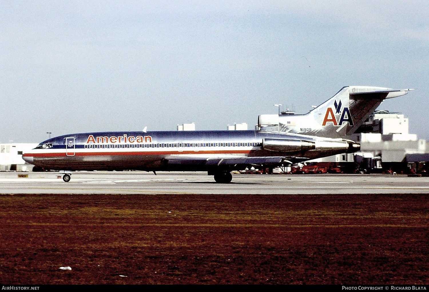 Aircraft Photo of N1909 | Boeing 727-23 | American Airlines | AirHistory.net #695967